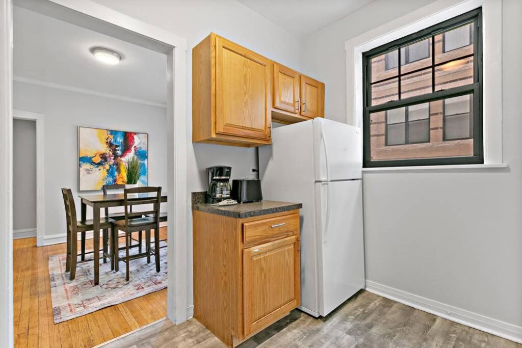 Well-Furnished 1Br Apt In Popular Spot - Belmont J3 시카고 외부 사진