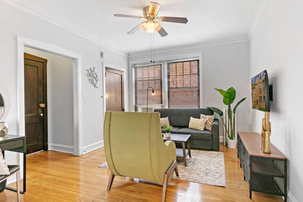 Well-Furnished 1Br Apt In Popular Spot - Belmont J3 시카고 외부 사진